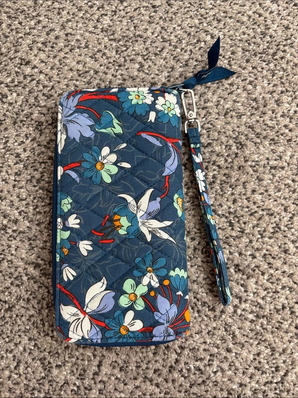 Vera Bradley Navy Teal Floral Zip Around Wristlet Wallet